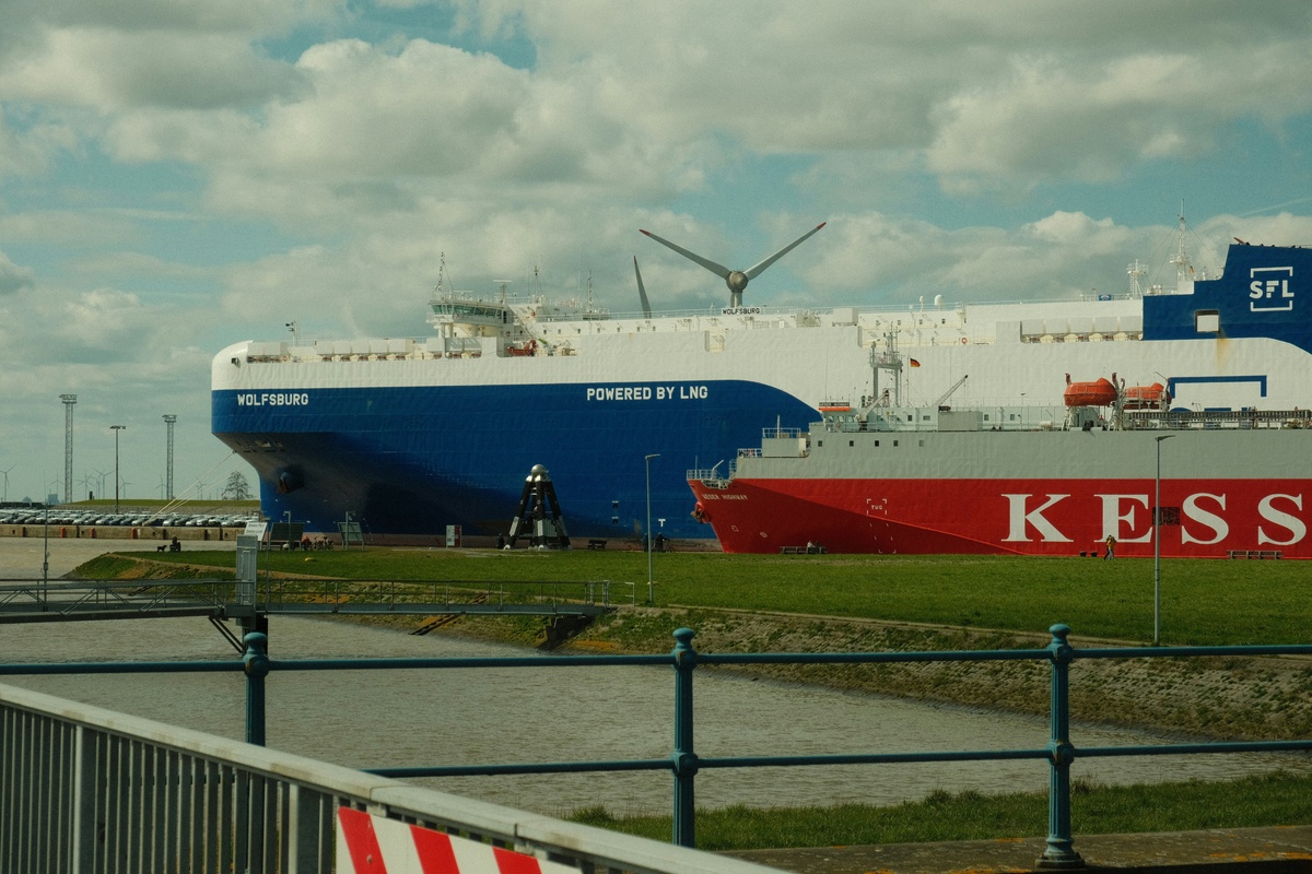 LNG export